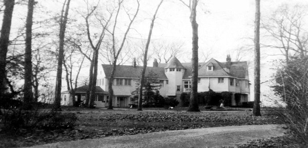 The Wywoka Residence at 17866 Lake Road
