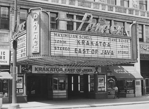 Marquee Shortly Before Closing