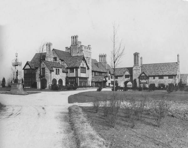 Gilmour Academy, 1927
