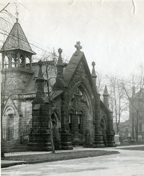 Gatehouse, 1900
