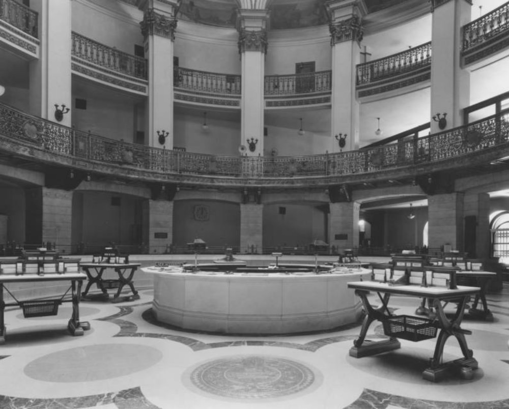 Rotunda Banking Room, 1938