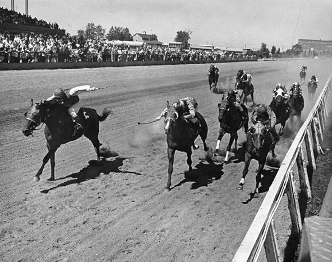 A Horse Race in the 1960s