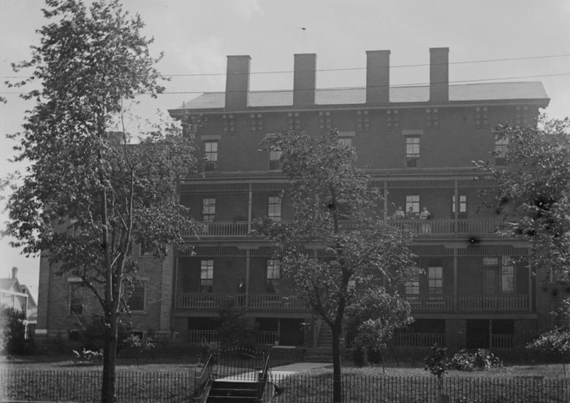 Middle House
