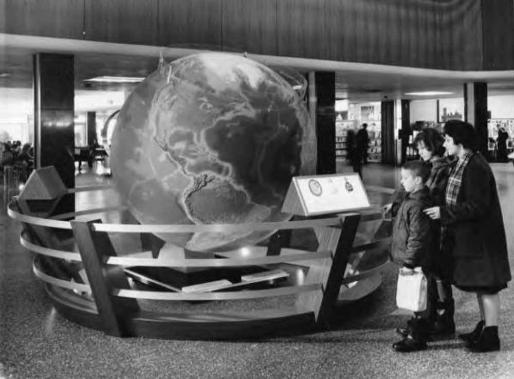 Sherwin-Williams Co. Earth Sculpture
