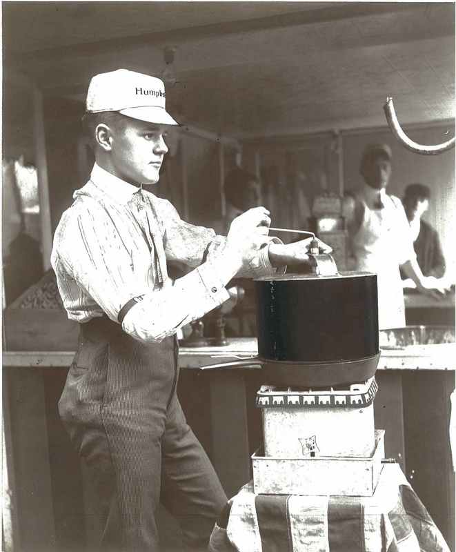 Harvey Humphrey, 1899