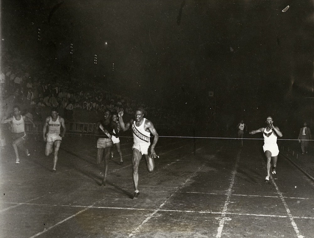 Jesse Owens loses to Ralph Metcalfe