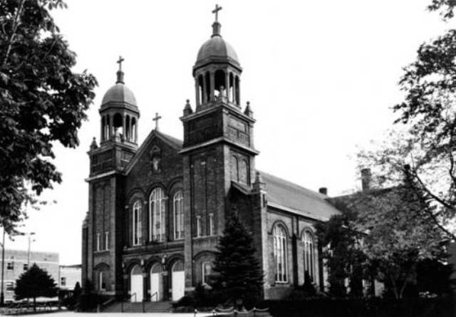 Side view of Immaculate Heart of Mary