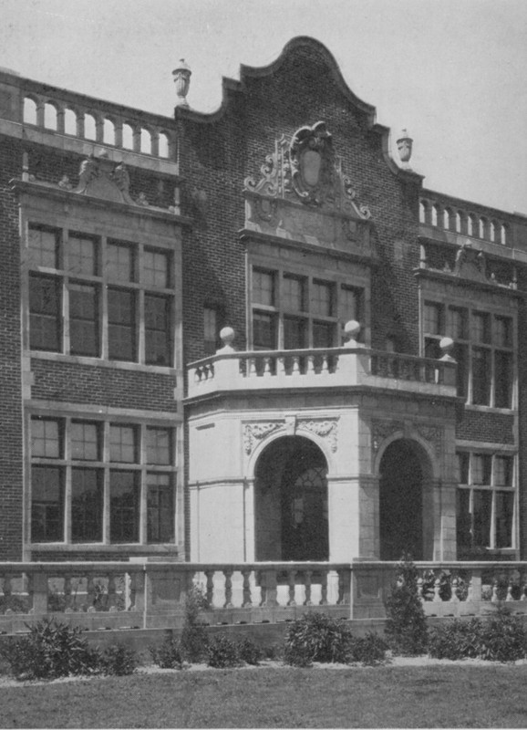 Front Entrance of Boulevard Elementary