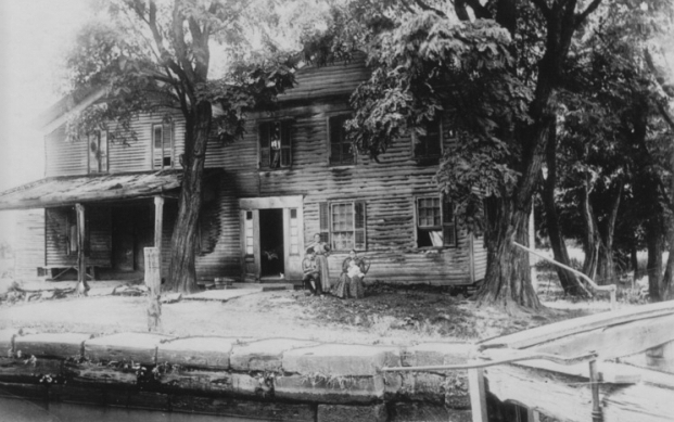 Hell's Half Acre Tavern