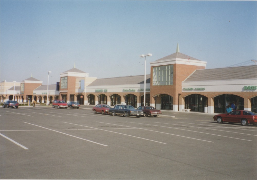 New Retail Buildings at Shaker Town Center