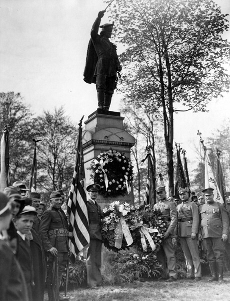 Kosciuszko Memorial, 1938