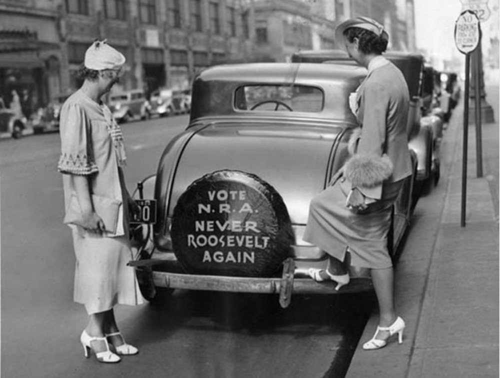 Anti-Roosevelt Sign on Car