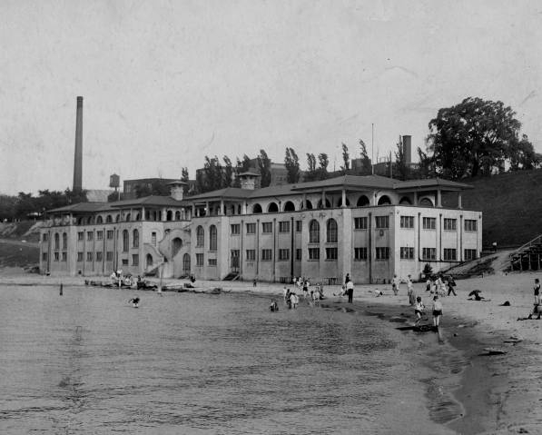 Edgewater Park Bathhouse, 1927