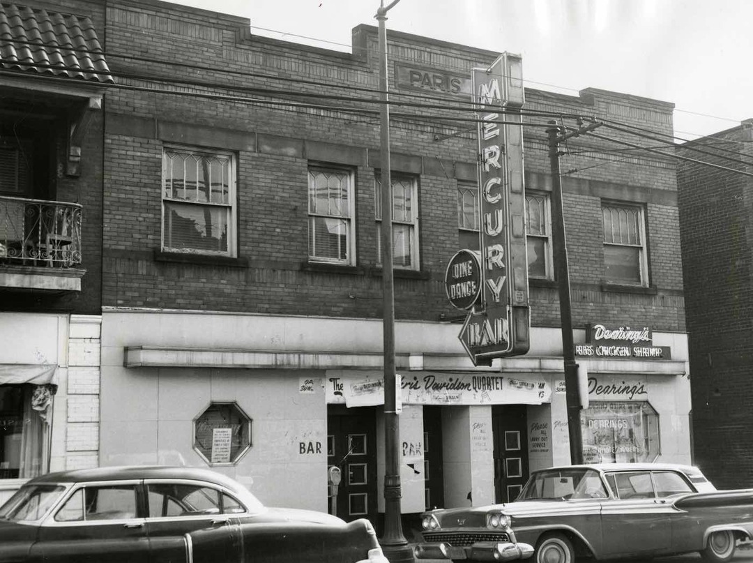 Dearing's on 105th
