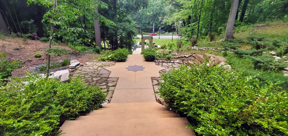 Path from East Boulevard