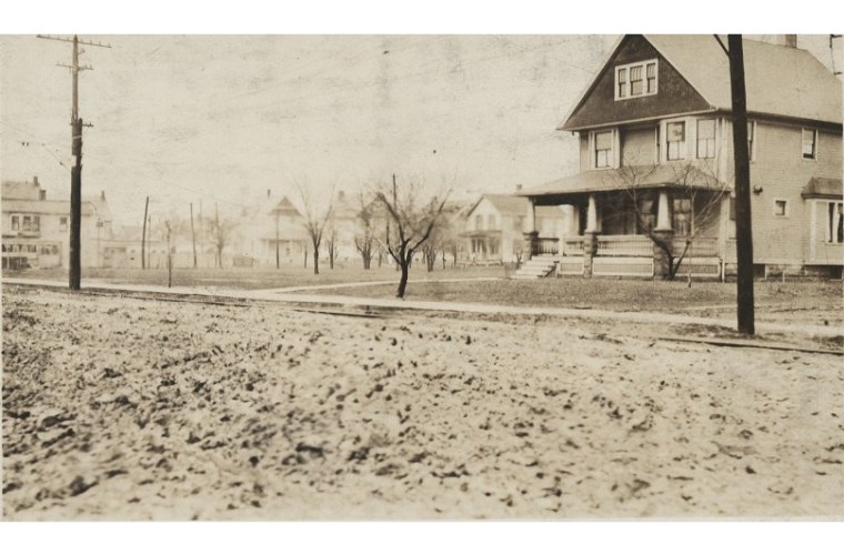 Kinsman Road and East 142nd Street, 1910