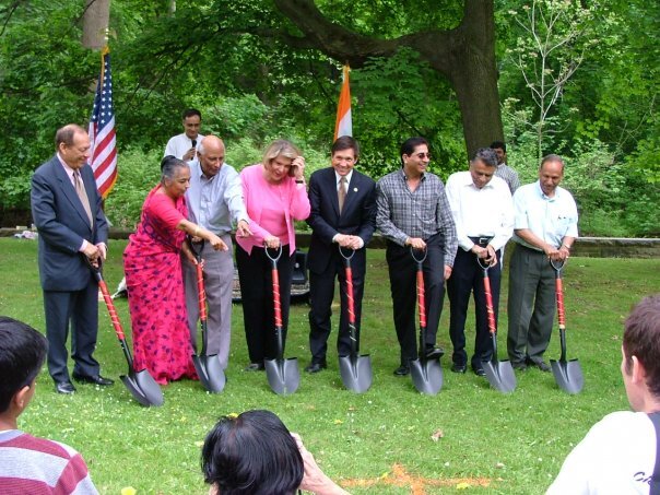 Groundbreaking Ceremony, May 2005