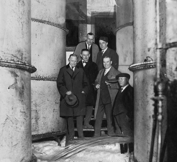 Prohibition Agents at Leisy