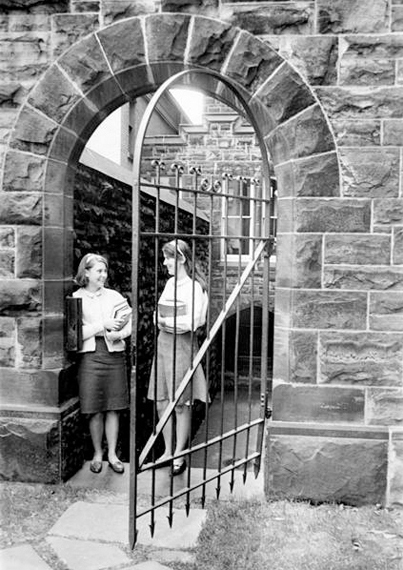 Entrance to The Gate Coffeehouse, 1965