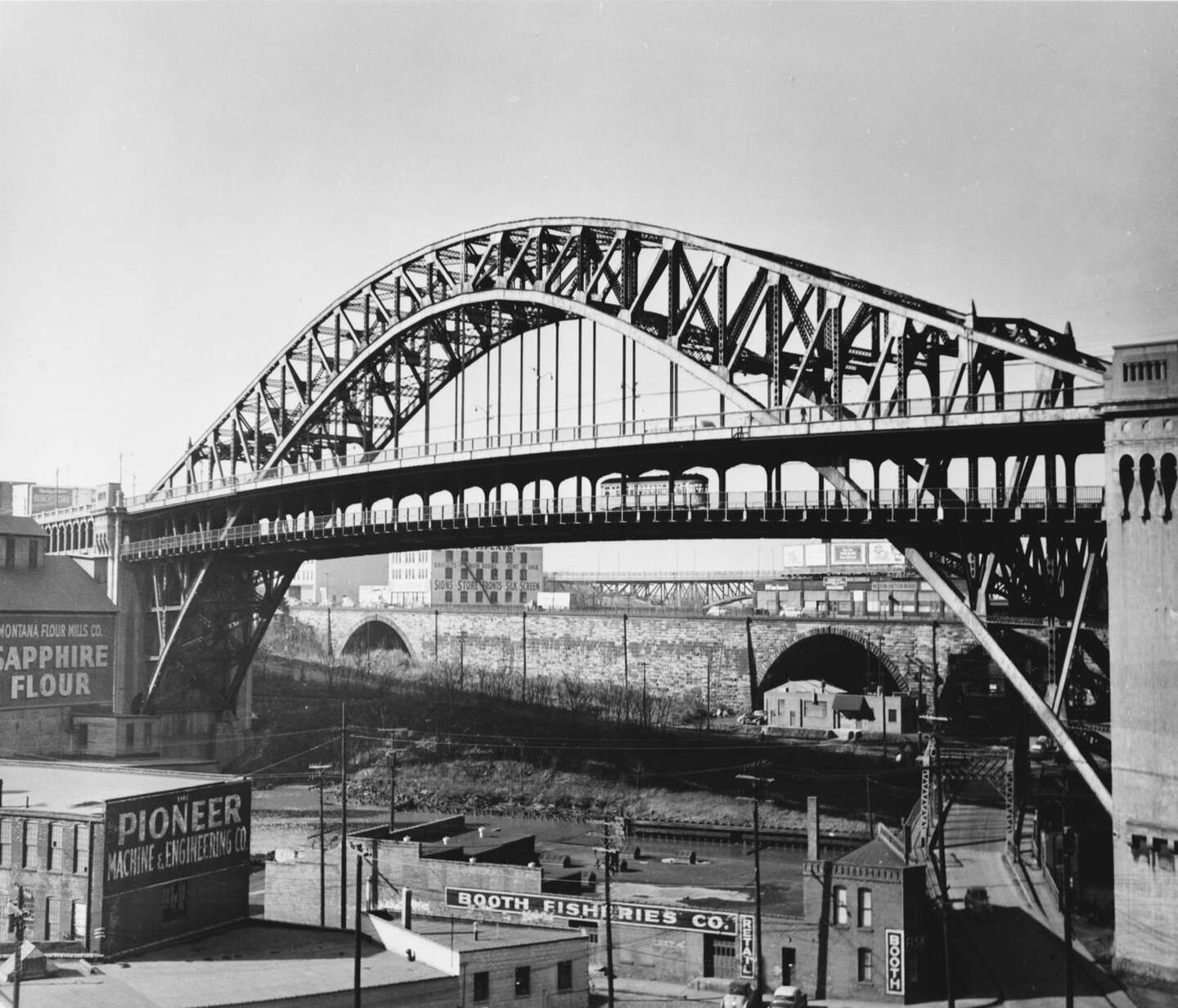 New and Old Bridges
